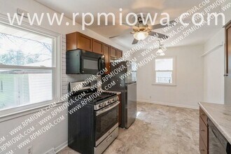 1806 Larnard Dr in Des Moines, IA - Building Photo - Building Photo