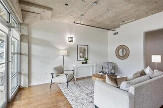 890 Memorial Dr SE in Atlanta, GA - Building Photo - Building Photo