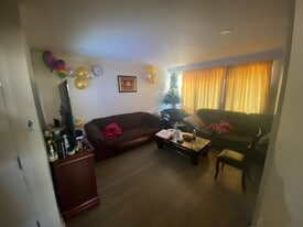 116 Dorcot Ave in Toronto, ON - Building Photo