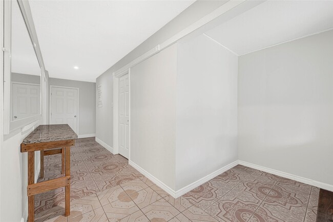 property at 1613 Wycliffe Dr