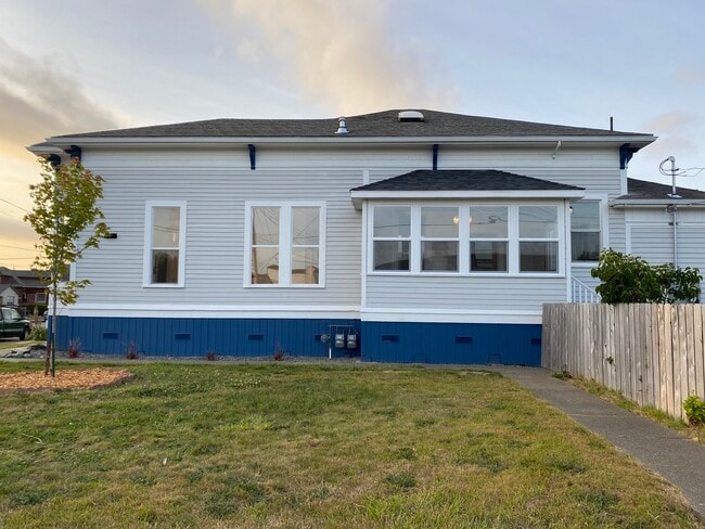 1655 J St in Eureka, CA - Building Photo - Building Photo