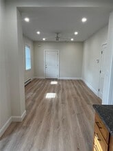 11 S Eckar St in Irvington, NY - Building Photo - Building Photo