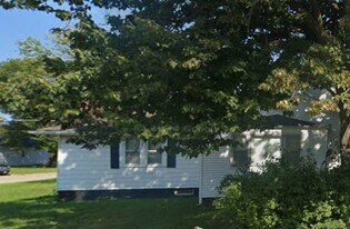 1503 Kemble Ave in North Chicago, IL - Building Photo