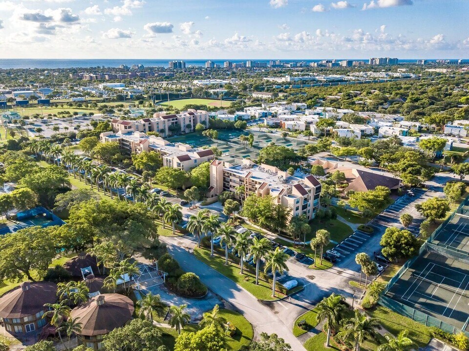 500 Egret Cir in Delray Beach, FL - Building Photo
