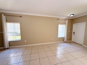 8361 NW 107 Ct in Doral, FL - Building Photo - Building Photo