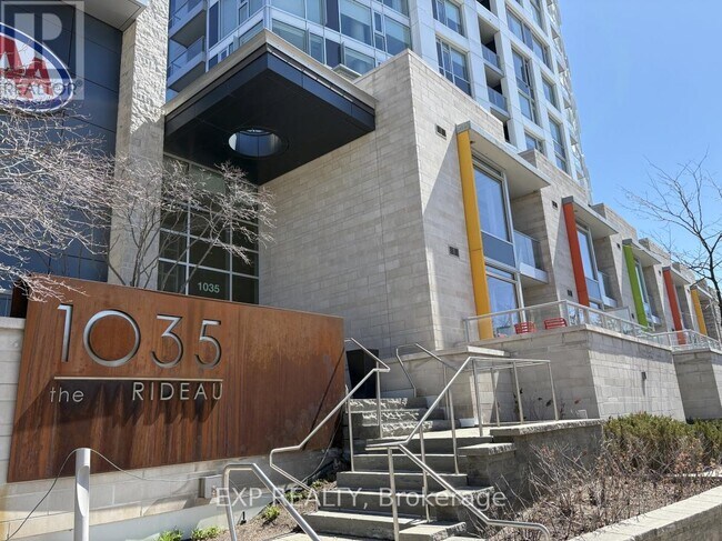 1035 Bank St in Ottawa, ON - Building Photo - Building Photo