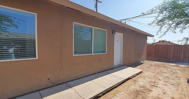 510 Giles Ave in Calexico, CA - Building Photo - Building Photo
