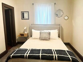 819 Bell Ave in Sheboygan, WI - Foto de edificio - Building Photo