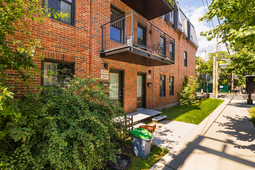 1796-1800 De Champlain Rue in Montréal, QC - Building Photo