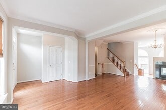 2440 Battery Hill Cir in Woodbridge, VA - Building Photo - Building Photo