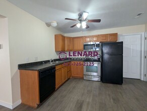5750 N Tan Ln-Unit -5752 in Ozark, MO - Foto de edificio - Building Photo