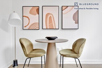 309 5th Ave in New York, NY - Building Photo - Building Photo