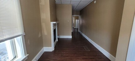 84 E Franklin St-Unit -1st floor in Ephrata, PA - Building Photo - Building Photo