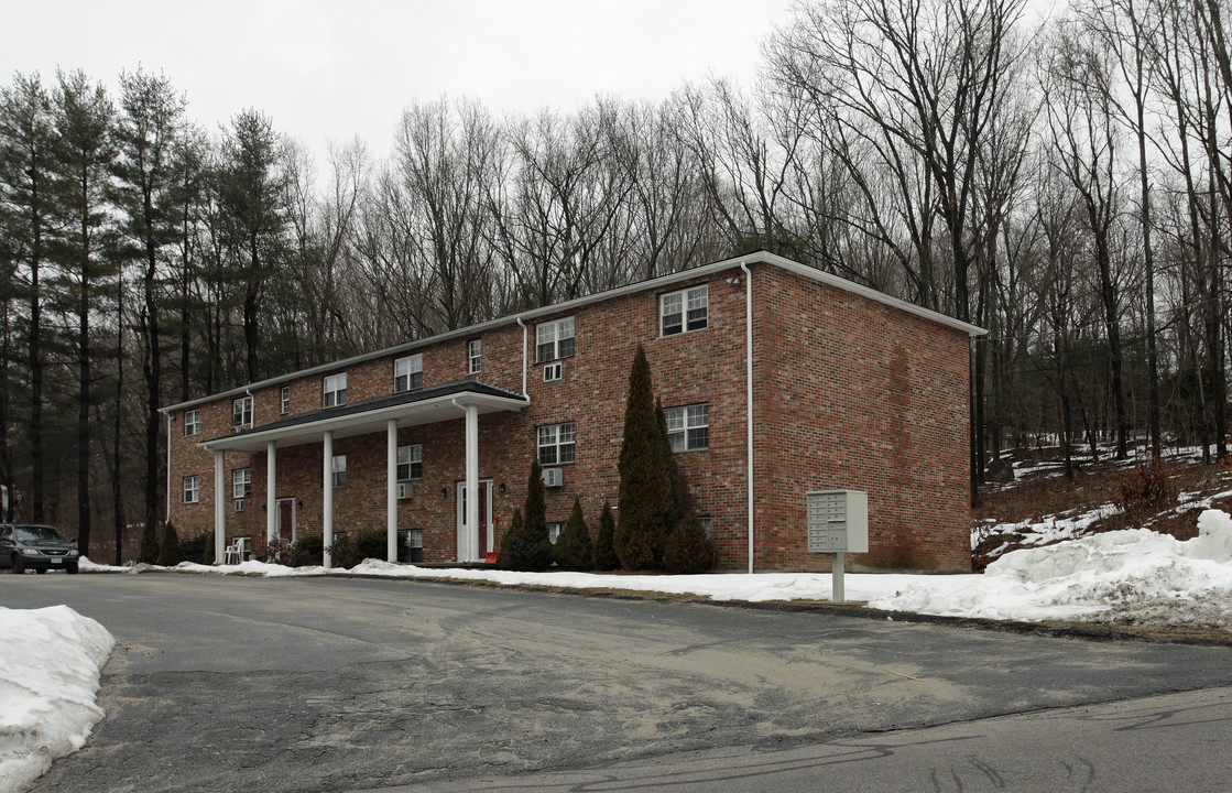 Upton St Apartments LLC in Grafton, MA - Foto de edificio