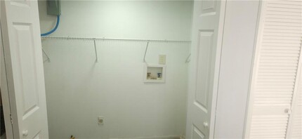 5582 Windwood Rd in Atlanta, GA - Building Photo - Building Photo