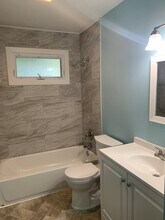 5693 Roseworth Ct SE in Kentwood, MI - Building Photo - Building Photo