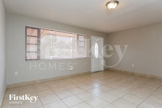 731 NW 175th Dr in Miami, FL - Building Photo - Building Photo