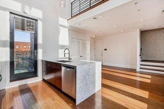 1469 Harvard St NW in Washington, DC - Foto de edificio - Building Photo