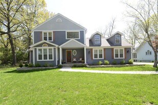 1306 S Geyer Rd in Kirkwood, MO - Building Photo