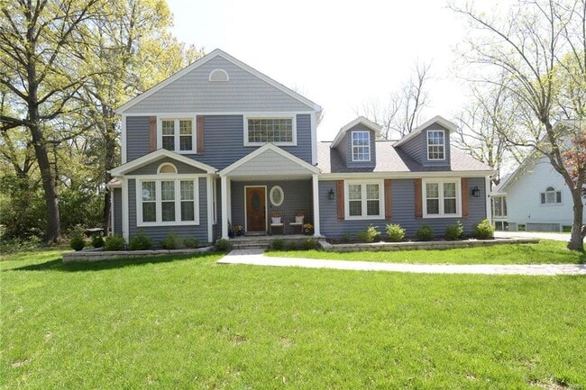 property at 1306 S Geyer Rd