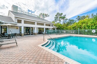 Wellington Apartments in Clearwater, FL - Foto de edificio - Building Photo