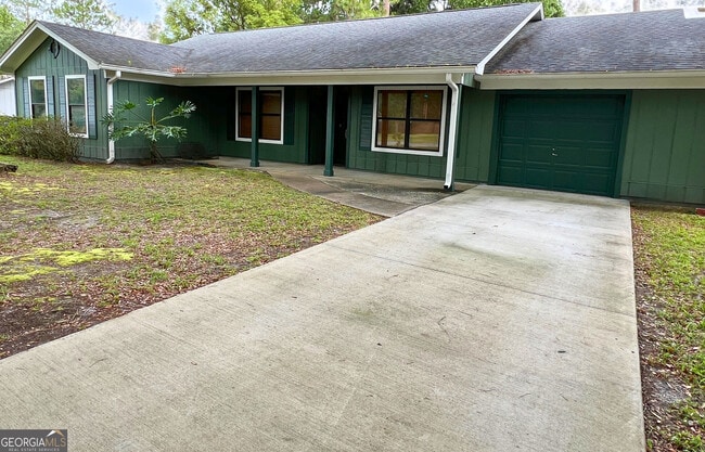 514 Moeckel Ln in St. Marys, GA - Foto de edificio - Building Photo