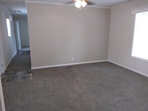 8726 Basswood Ave in Kalamazoo, MI - Building Photo - Building Photo
