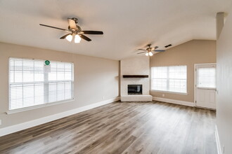 1633 Sugarpine Drive in Middleburg, FL - Building Photo - Building Photo
