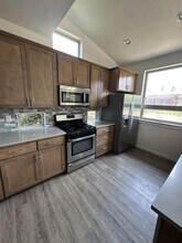 96 Dunn Cir in Ashland, OR - Building Photo - Building Photo