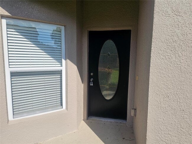 property at 1040 Crestwood Commons Ave