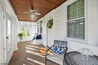 1021 Grandview Ave in Westfield, NJ - Building Photo - Building Photo
