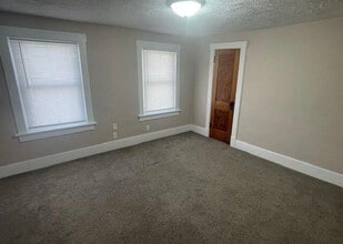 120 N 9th St in Council Bluffs, IA - Building Photo - Building Photo