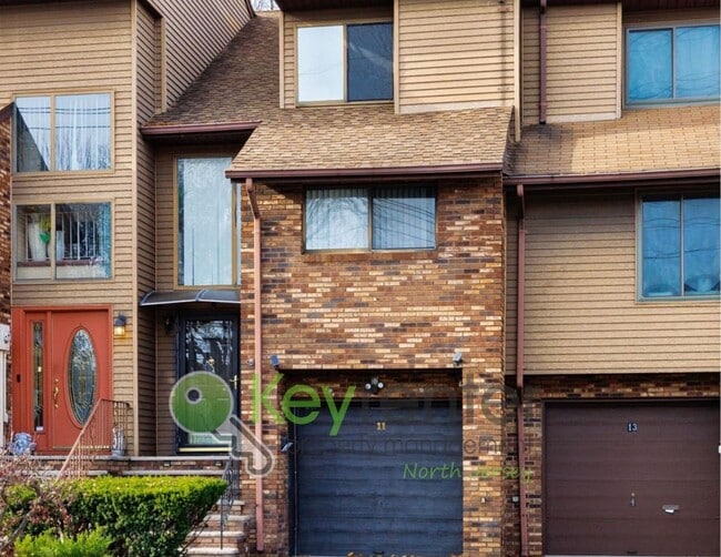 property at 11 Ross Rd