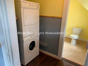 1237 State St in Veazie, ME - Building Photo - Building Photo