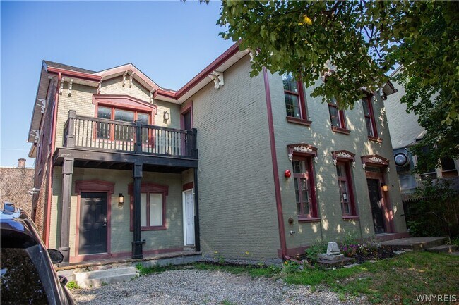 property at 486 Franklin St