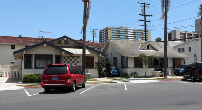 28-48 Gaviota Ave in Long Beach, CA - Foto de edificio - Building Photo