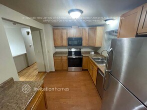 11002 Dean Ct SW in Tacoma, WA - Building Photo - Building Photo