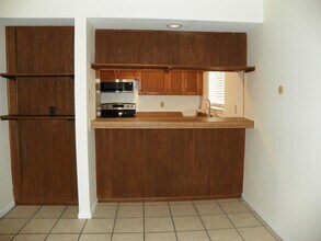 618 Esquire Ct NE in Albuquerque, NM - Building Photo - Building Photo