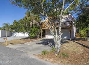 408 Anemone St in Panama City, FL - Building Photo - Building Photo