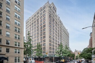 685 W End Ave in New York, NY - Building Photo - Building Photo