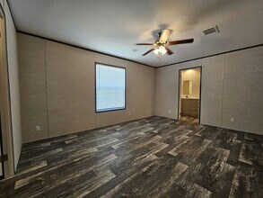 6680 Hidden Oaks Dr in North Fort Myers, FL - Building Photo - Building Photo