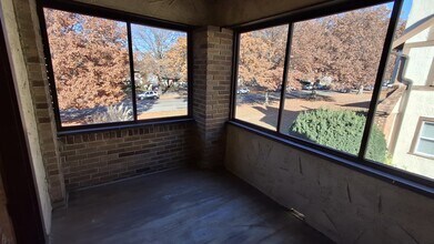 417 E Meyer Blvd, Unit 417 Upstairs apartment in Kansas City, MO - Building Photo - Building Photo