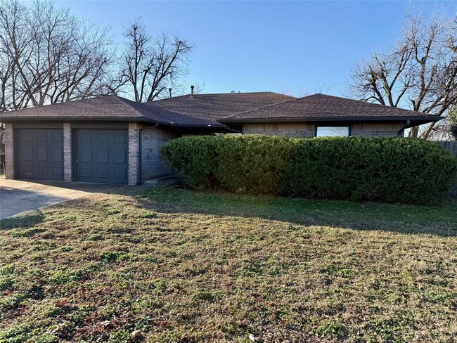 945 Jona Kay Terrace in Norman, OK - Building Photo - Building Photo