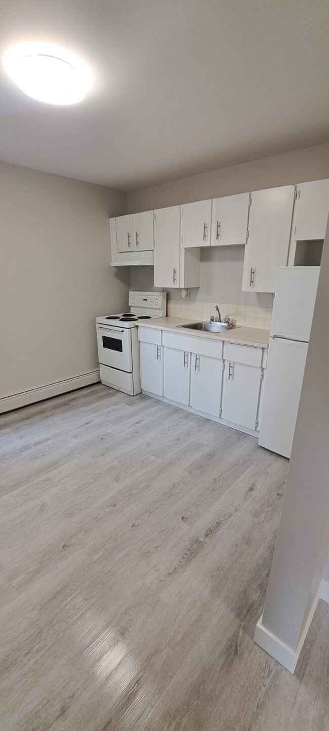 property at 9923-181 81 Ave NW