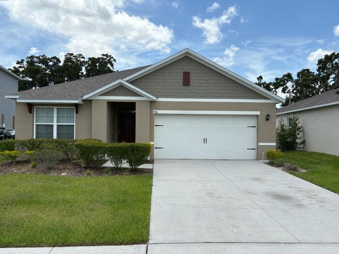 956 Brooklet Dr in Davenport, FL - Building Photo