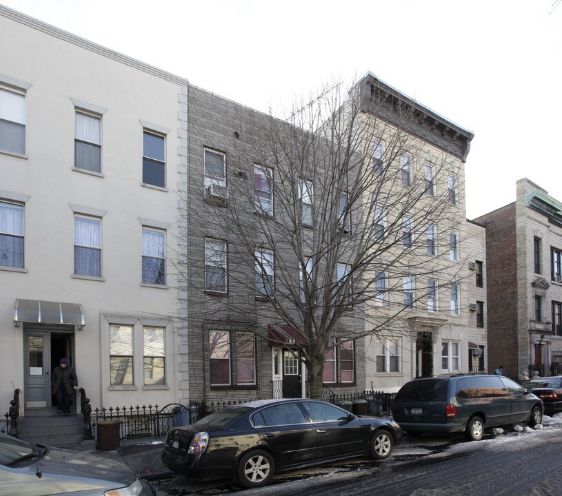 188 Java St in Brooklyn, NY - Building Photo