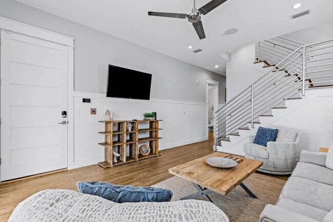 14324 Front Beach Rd in Panama City Beach, FL - Building Photo - Building Photo