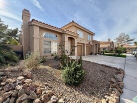 2835 Cool Water Dr in Henderson, NV - Building Photo