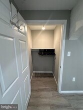 322 S 11th St, Unit B in Philadelphia, PA - Building Photo - Building Photo