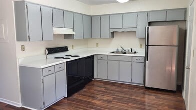 226 Pelham Rd in Fort Walton Beach, FL - Building Photo - Building Photo